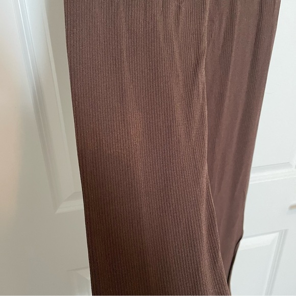 Thea Knit Set from IAMGIA Tiger Mist - Picture 11 of 13